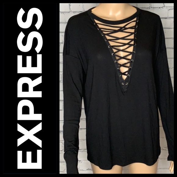 Express Tops - 🌸NWT EXPRESS BLACK LONG SLEEVE BLOUSE